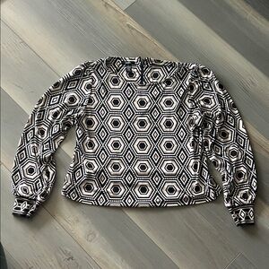 Alfani Black and White Geometric Blouse